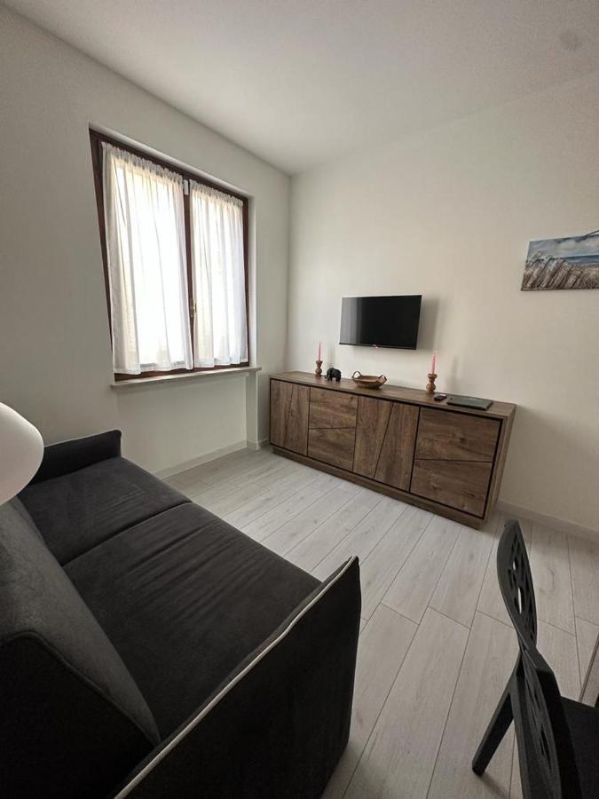 Cavour Apartment Center Бардолино Экстерьер фото