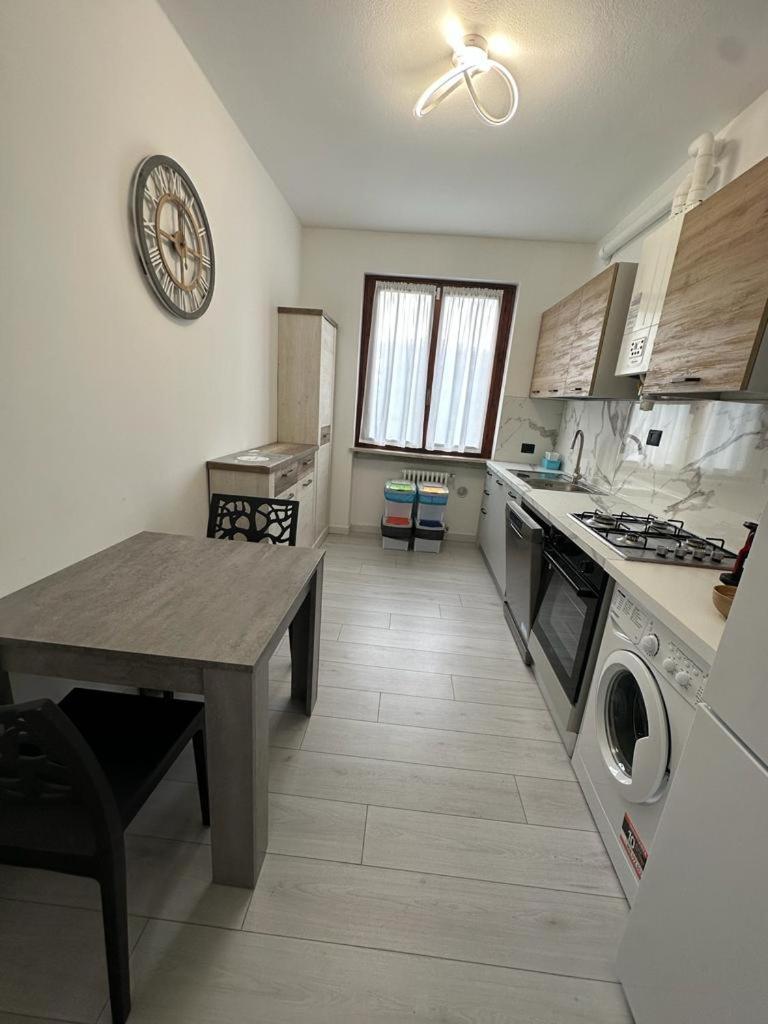 Cavour Apartment Center Бардолино Экстерьер фото