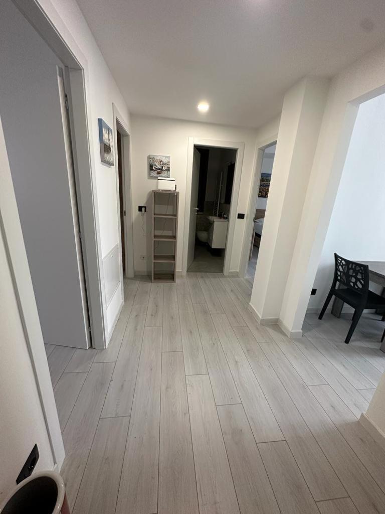 Cavour Apartment Center Бардолино Экстерьер фото